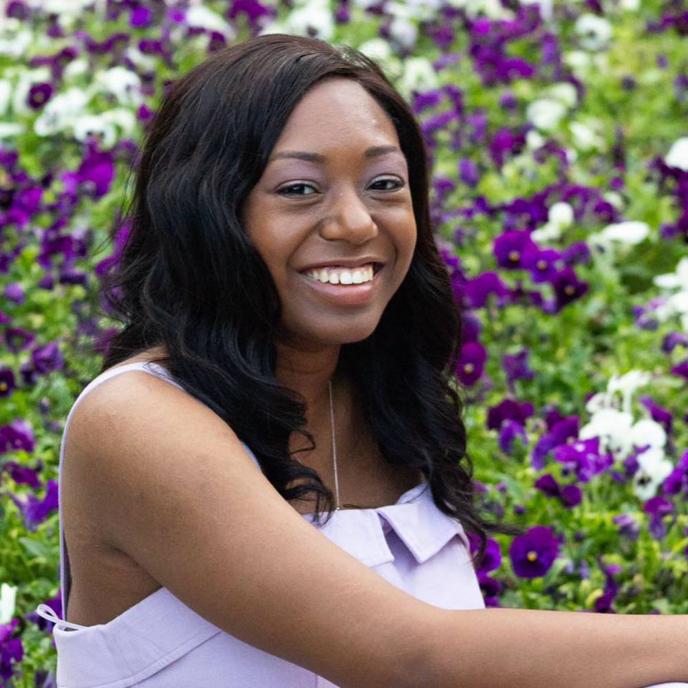 Meet your Posher, Riahnna